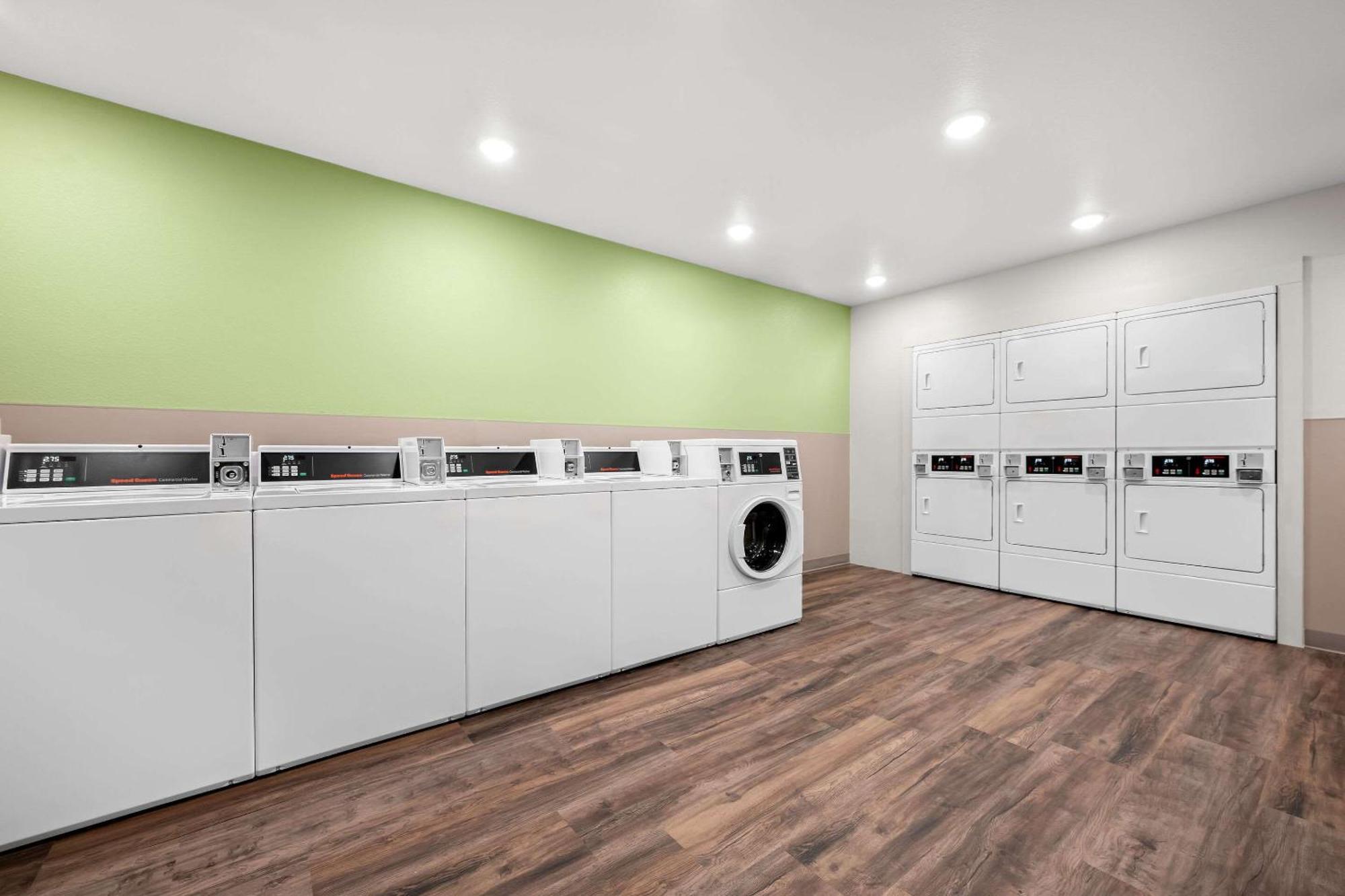 Woodspring Suites Huntsville - Research Park 외부 사진